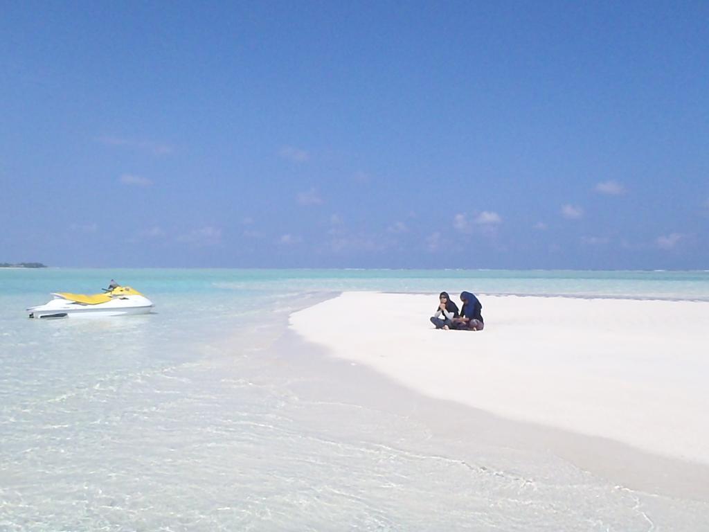 Elite Beach Inn Hulhumale Exterior photo