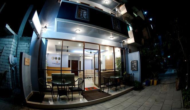 Elite Beach Inn Hulhumale Exterior photo